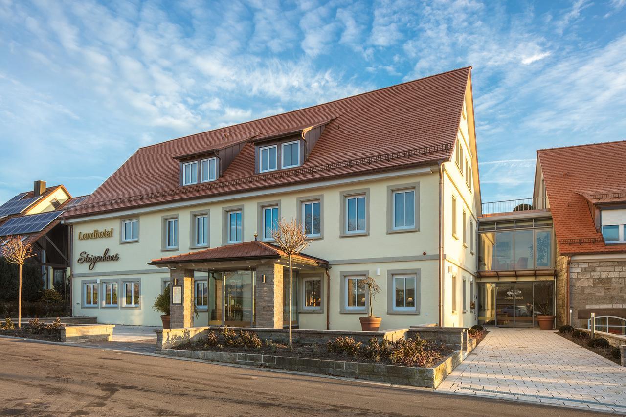 Landhotel Steigenhaus Untermunkheim エクステリア 写真